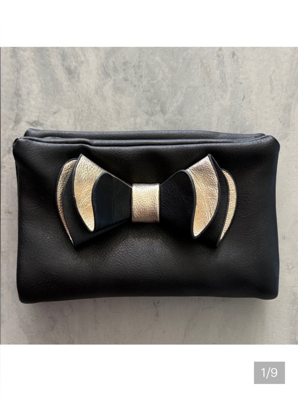 Boutique Vegan Leather bow detail bag  clutch  Crossbody bag/gold tone chain EUC